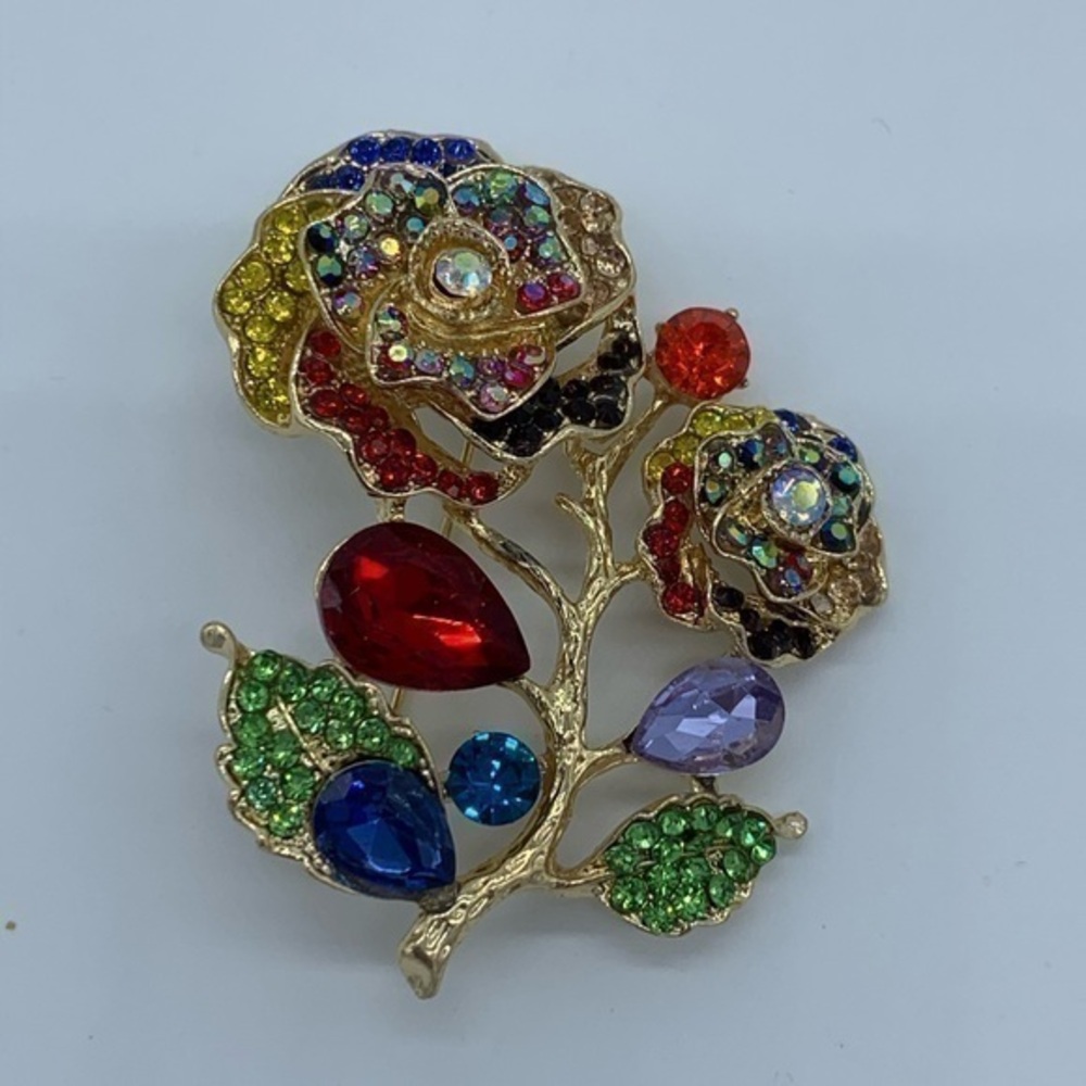 New multicolored floral women’s fashion brooch/pin
